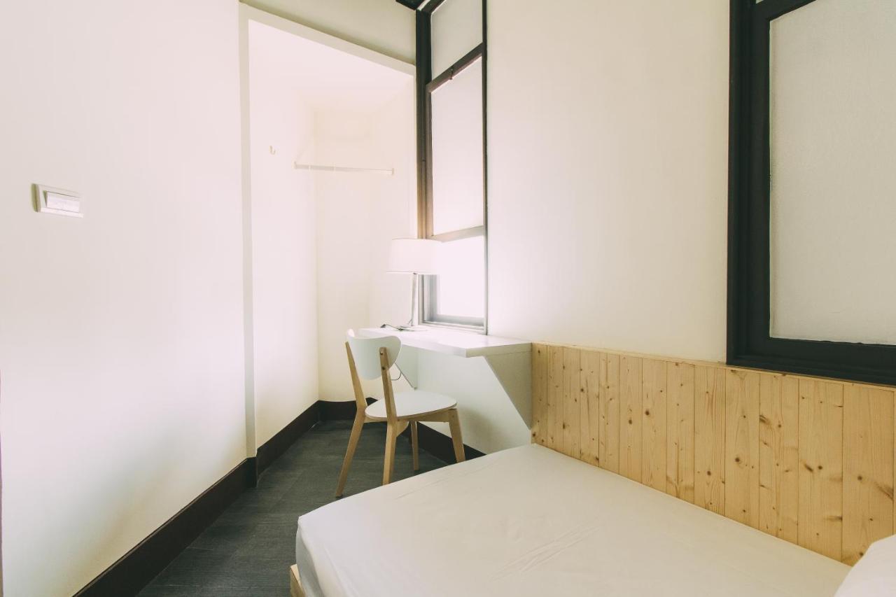 Appartement 阿信輕旅 à Tainan Extérieur photo