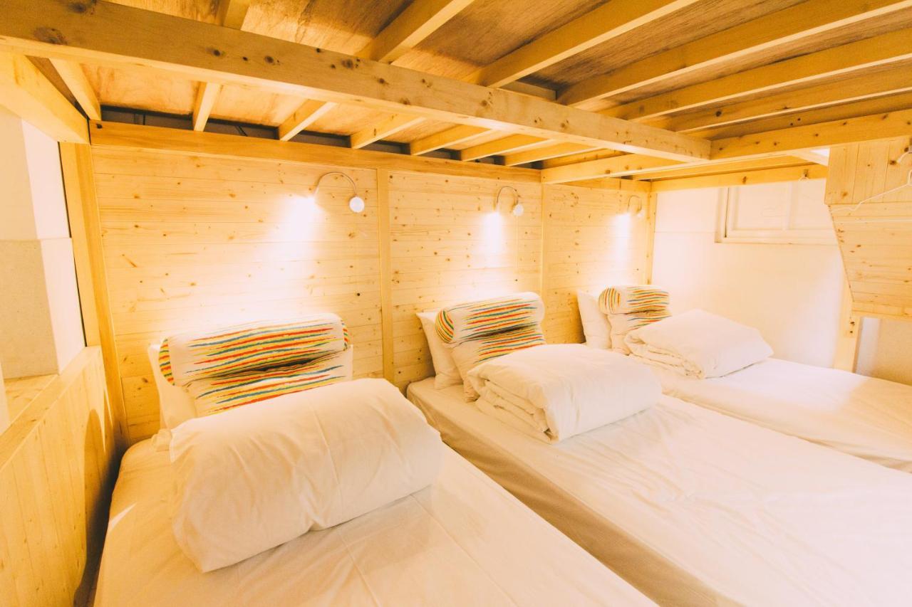 Appartement 阿信輕旅 à Tainan Extérieur photo
