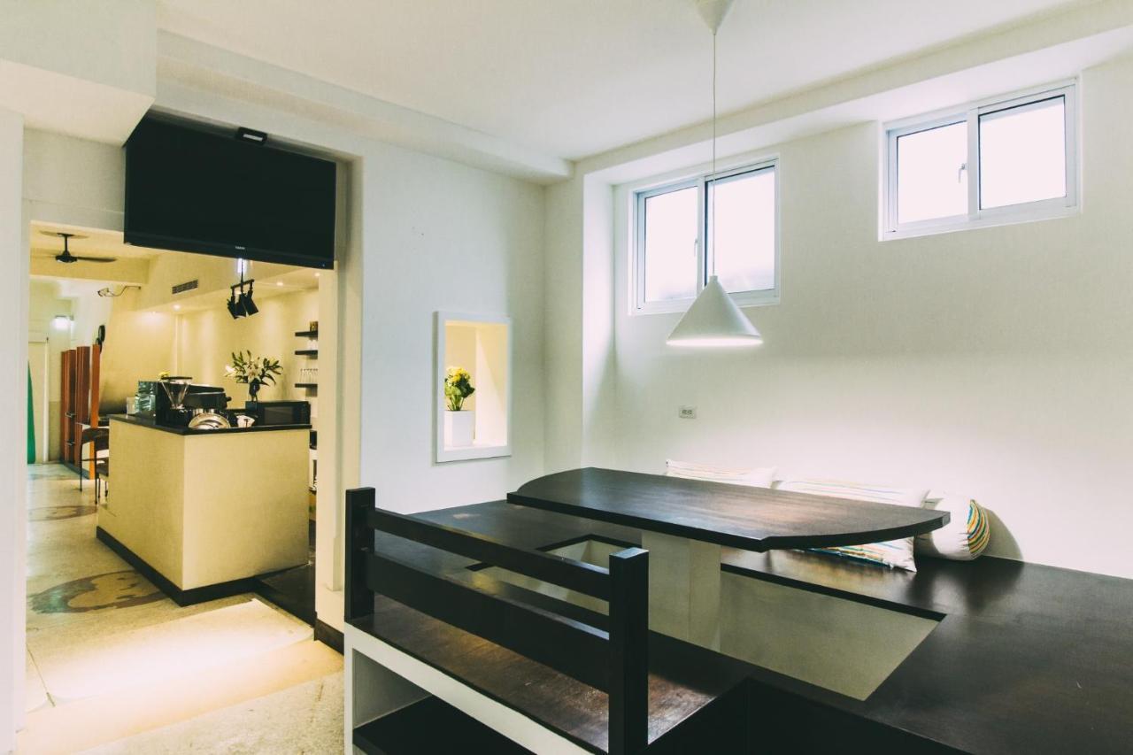 Appartement 阿信輕旅 à Tainan Extérieur photo