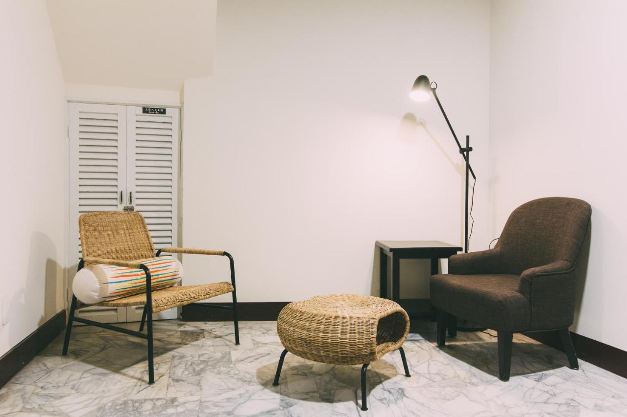 Appartement 阿信輕旅 à Tainan Extérieur photo