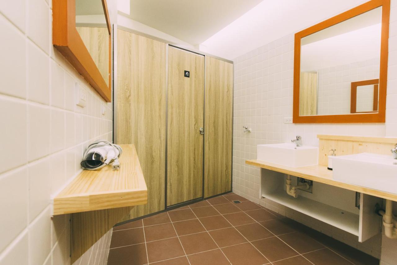 Appartement 阿信輕旅 à Tainan Extérieur photo